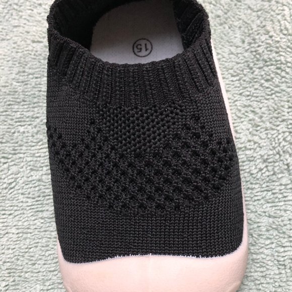 POMPONS shoes, Non-slip, Slip on, Toddler Size "15," black/white NWOT - Picture 4 of 6